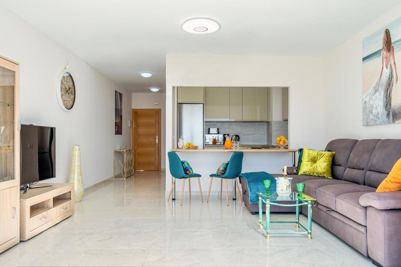 Esmeralda. Lovely And New Apartment Right By The Ocean! Callao Salvaje Exterior foto